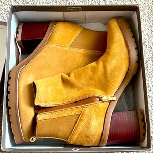Franco Sarto women’s size 11 tan suede bootie, new in box, never worn